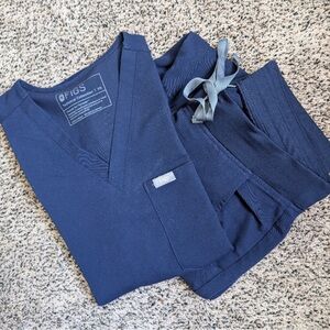 Figs Deep Blue Scrub Ensemble